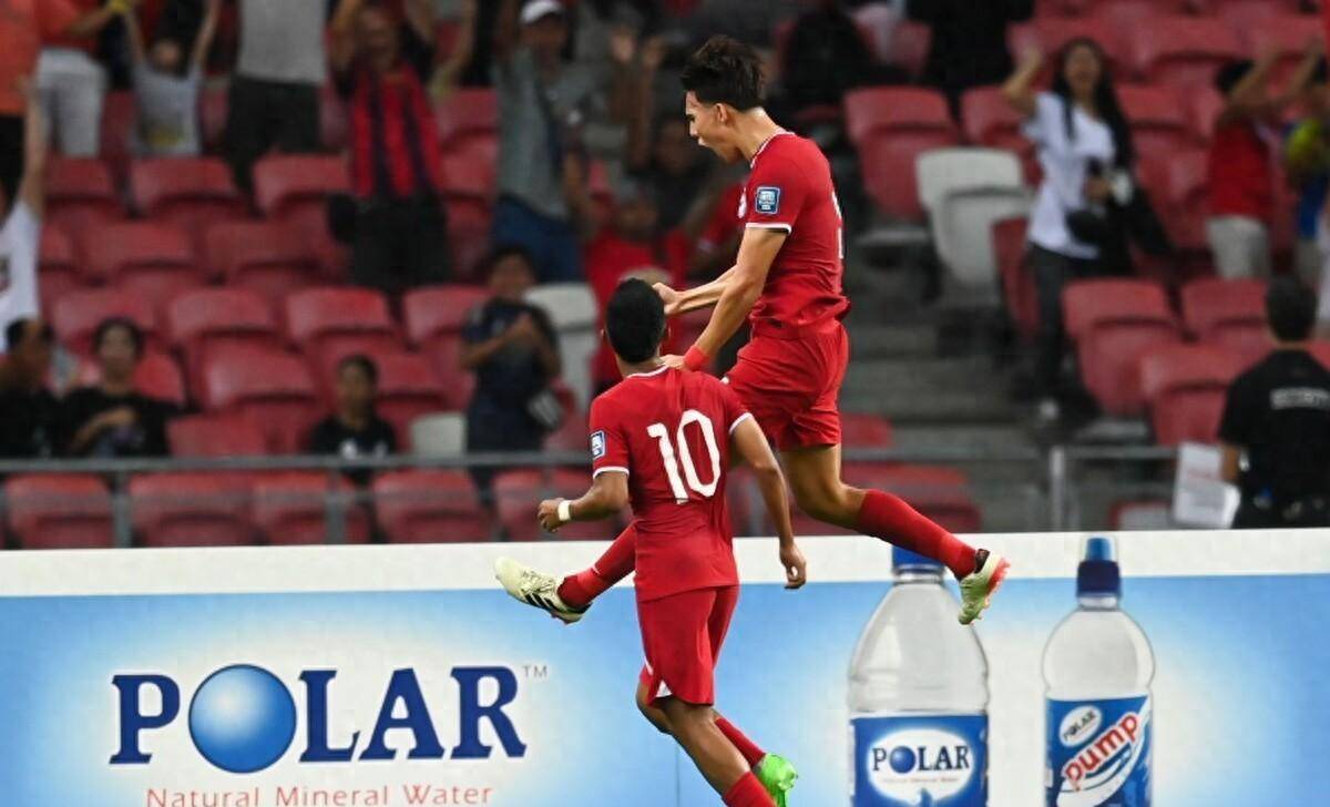 关于巴塞罗那客场告负，出线形势岌岌可危的信息