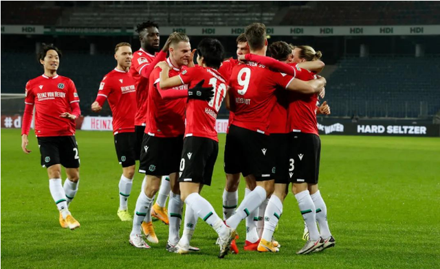 雷火电竞主播-包含韦恩戈尔客场战胜汉诺威，喜悦连连的词条