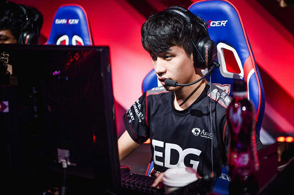 豪门对决!游泳上演世纪大战 豪门对决!游泳上演世纪大战