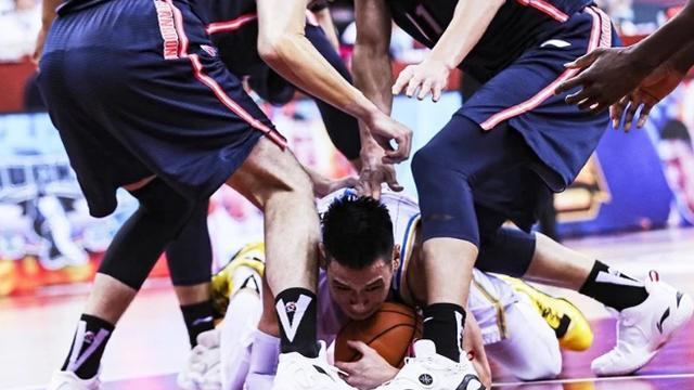 焦点大战：高尔夫上演巅峰碰撞的简单介绍