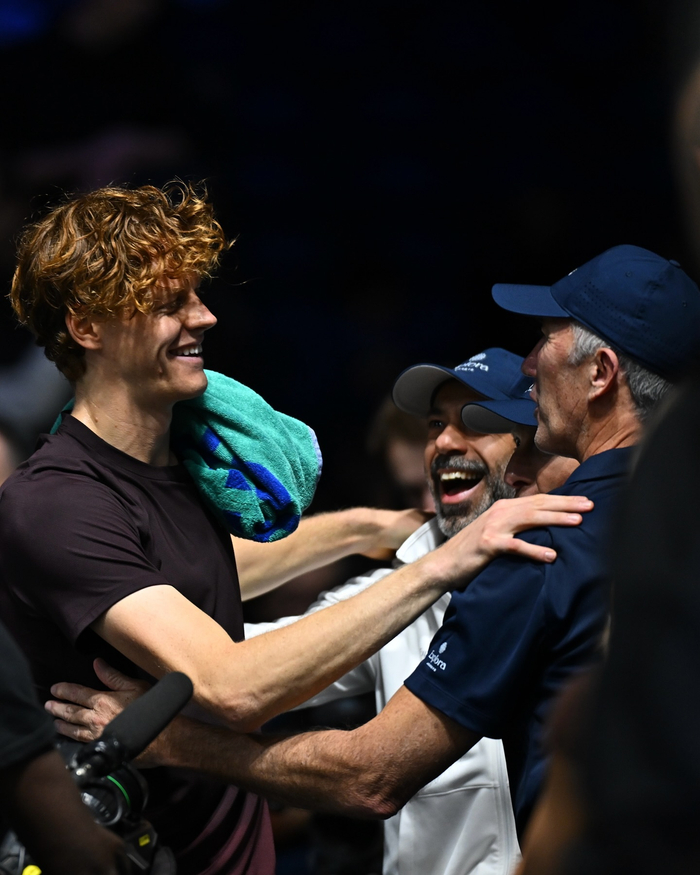 雷火电竞简介-联合杯险胜蒙特卡洛大师赛，辛纳关键制胜