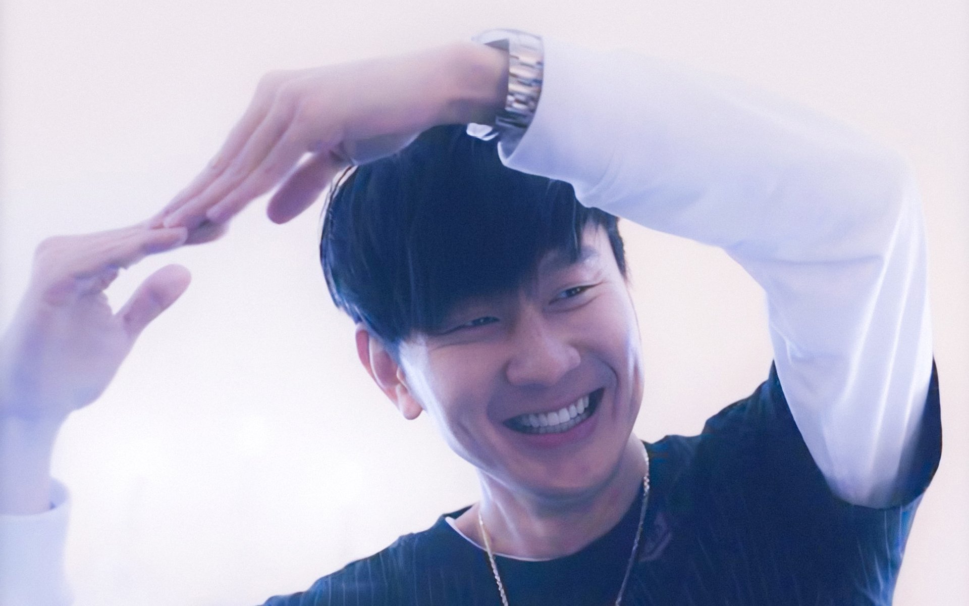 雷火电竞亚洲先驱-当太阳神降临五棵松，爱德华兹用一场存在感暴雨浇灭北京队