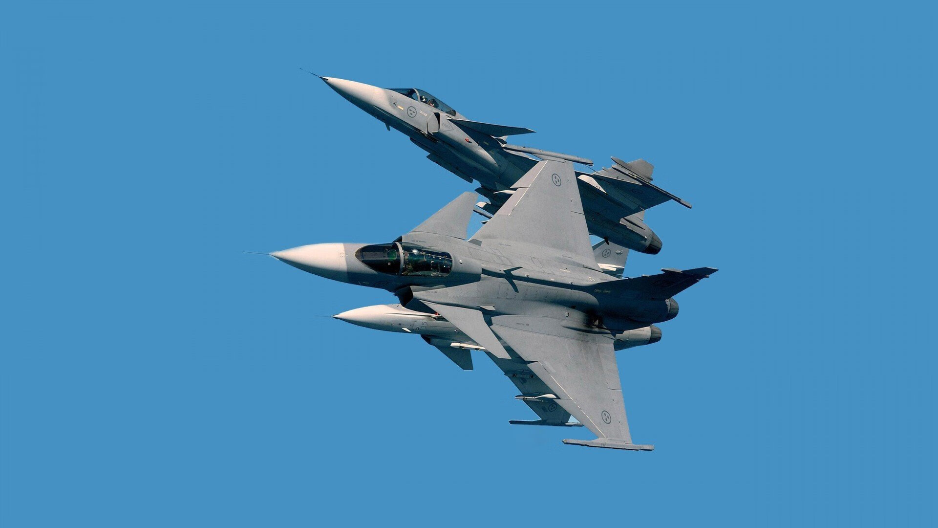 库里三分暴雨浇灭悬念，森林狼完胜辽宁证整体篮球