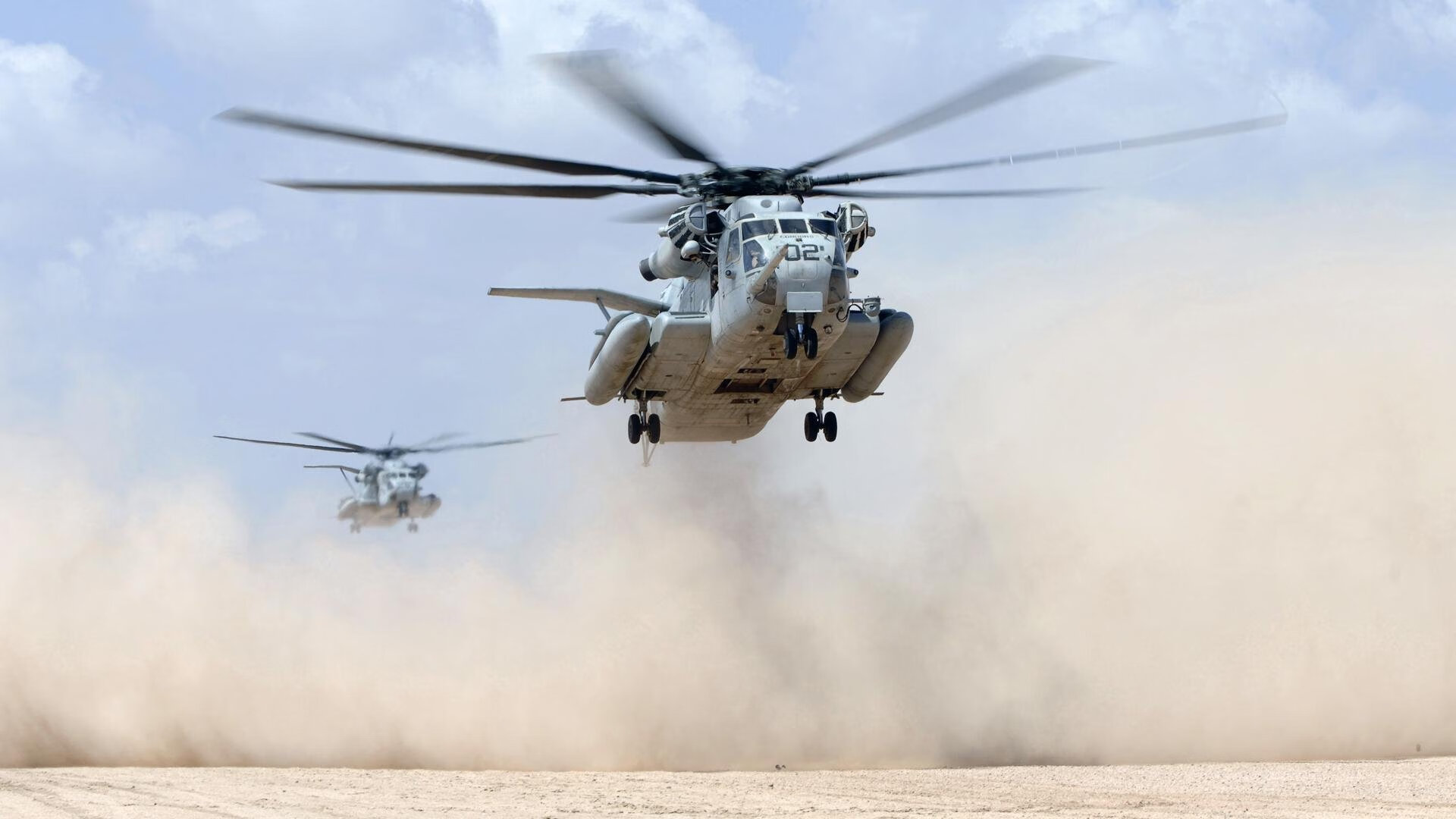 雷火电竞简介-NBA总决赛之夜，跨界赞美哈登哈弗茨，他证明，舞台越大，高光越为足球圣子而亮