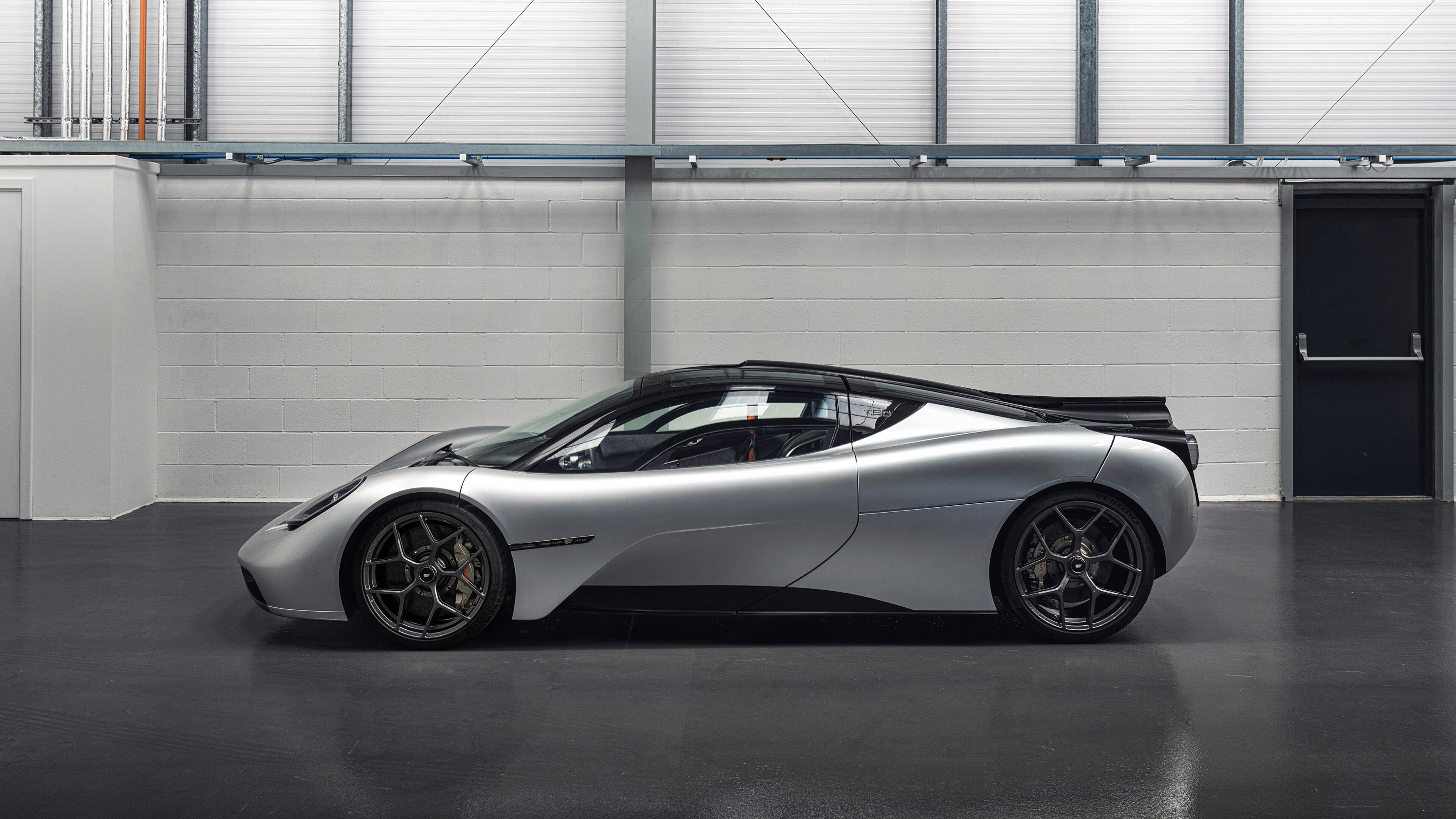 从斑马到雄狮，尤文的战术终结与厄德高的英超接管